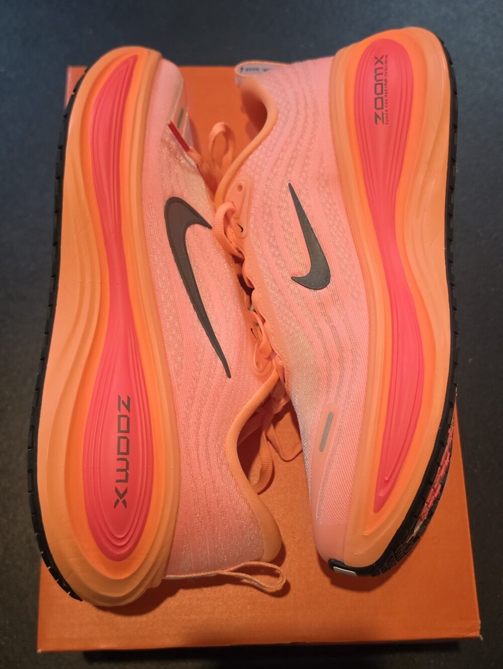 Nike Vomero P|us Orange Pulse size 9
